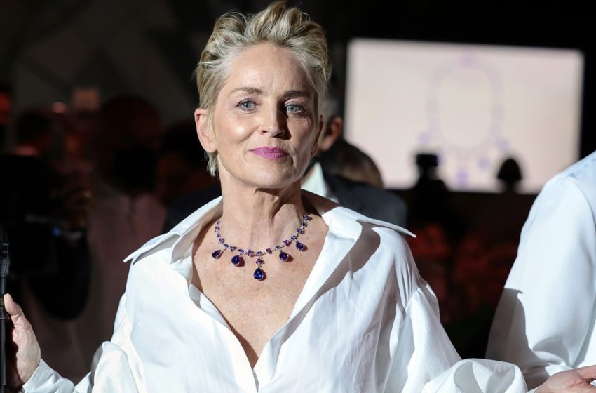  Sharon Stone: Viral το πλάνο που τη δείχνει να κλαίει σε βίντεο κλιπ